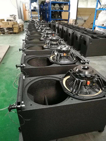 VR10 line array assembly VR10 line array assembly